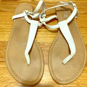 Apt 9 sandals
